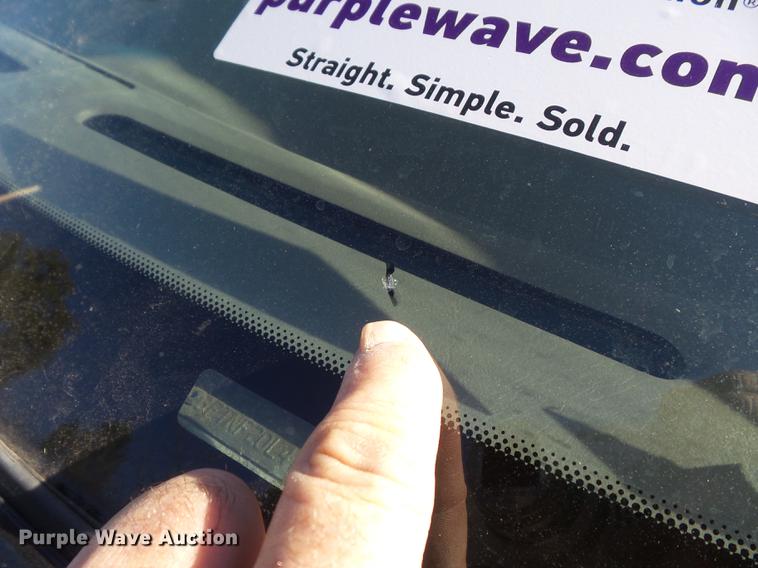 image for item DB6355 2001 Ford F250 Super Duty XL pickup truck