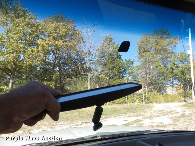 image for item DB6355 2001 Ford F250 Super Duty XL pickup truck