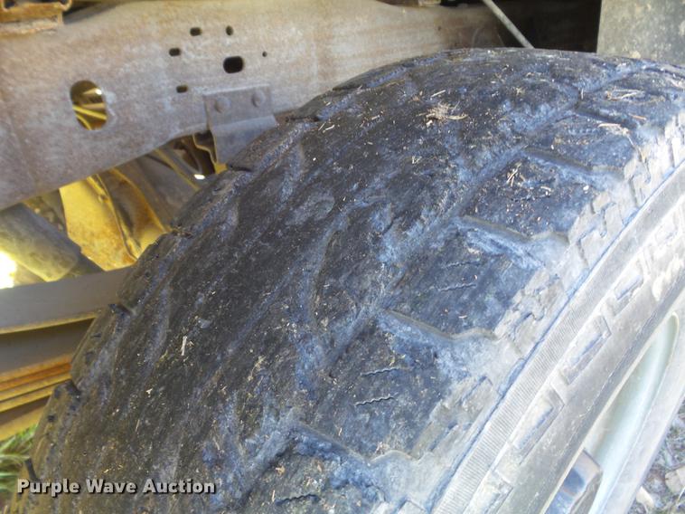 image for item DB6355 2001 Ford F250 Super Duty XL pickup truck