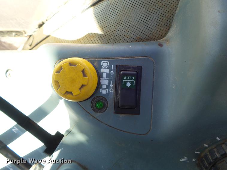 image for item DB6356 2001 Case IH MX110 MFWD tractor