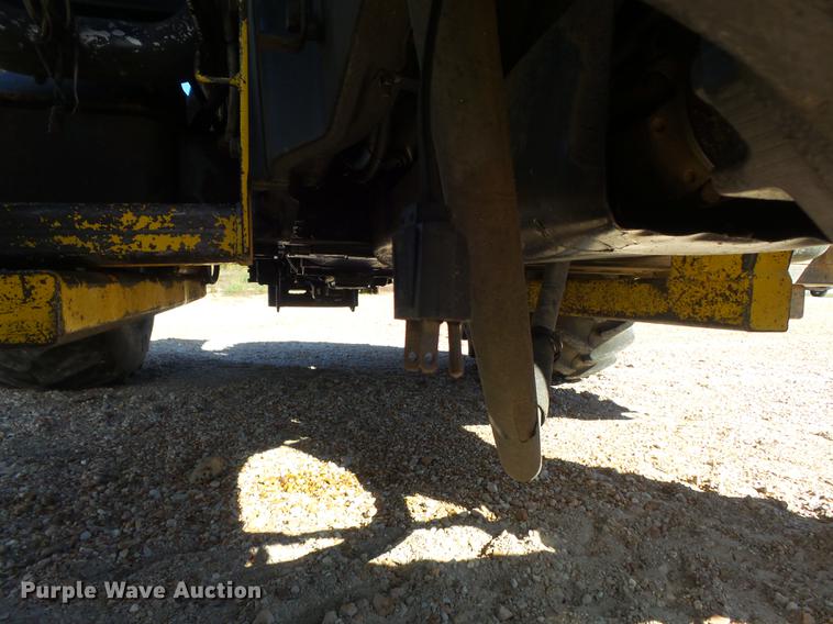 image for item DB6356 2001 Case IH MX110 MFWD tractor