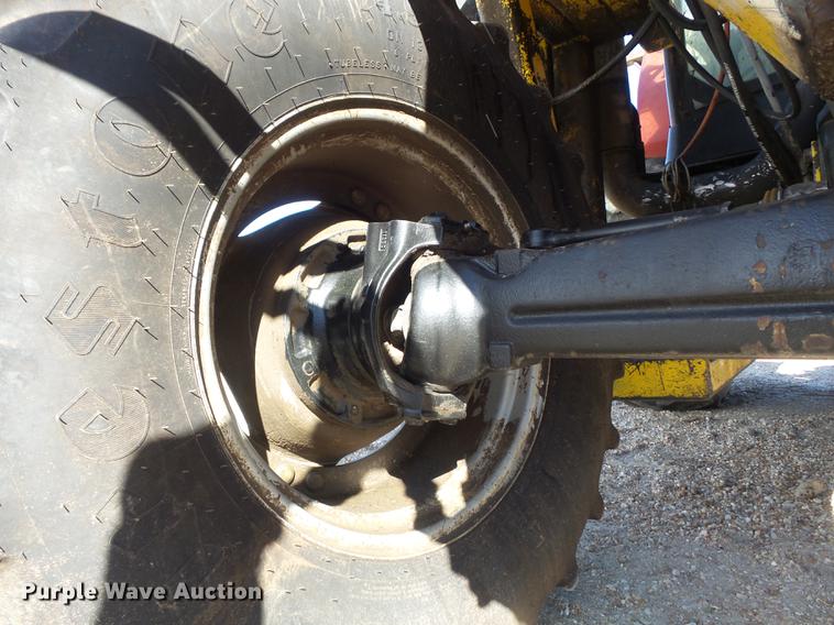 image for item DB6356 2001 Case IH MX110 MFWD tractor