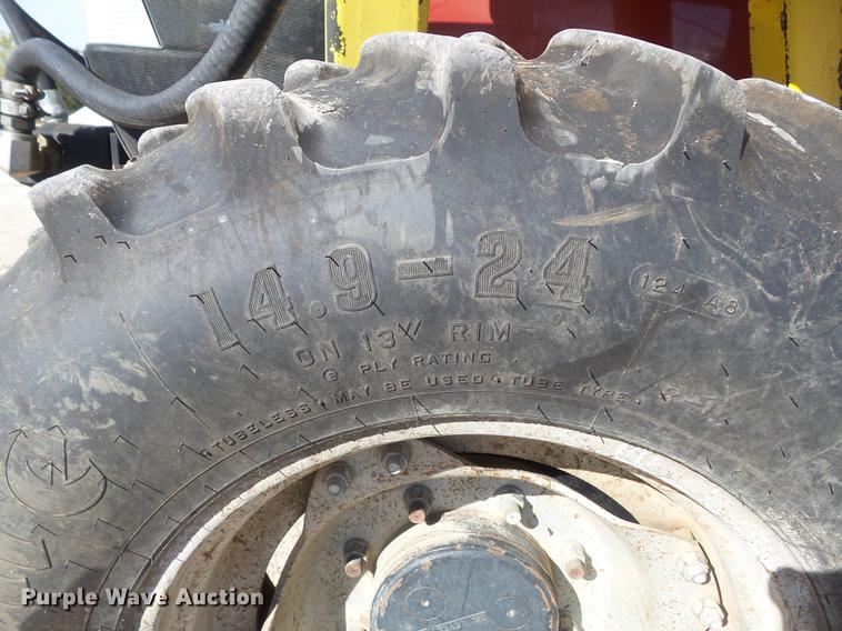 image for item DB6356 2001 Case IH MX110 MFWD tractor