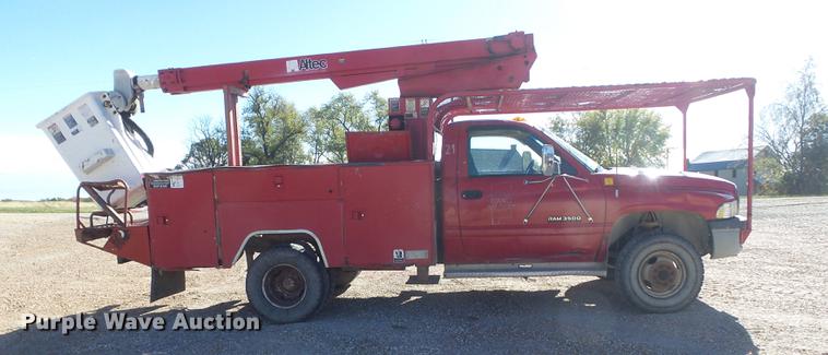 image for item DB6357 1995 Dodge Ram 3500 bucket truck