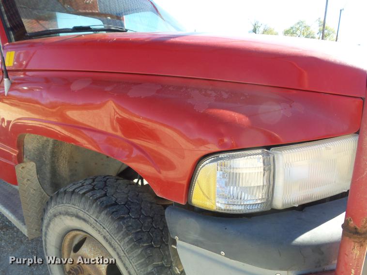 image for item DB6357 1995 Dodge Ram 3500 bucket truck