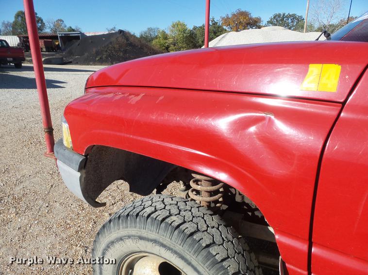 image for item DB6357 1995 Dodge Ram 3500 bucket truck