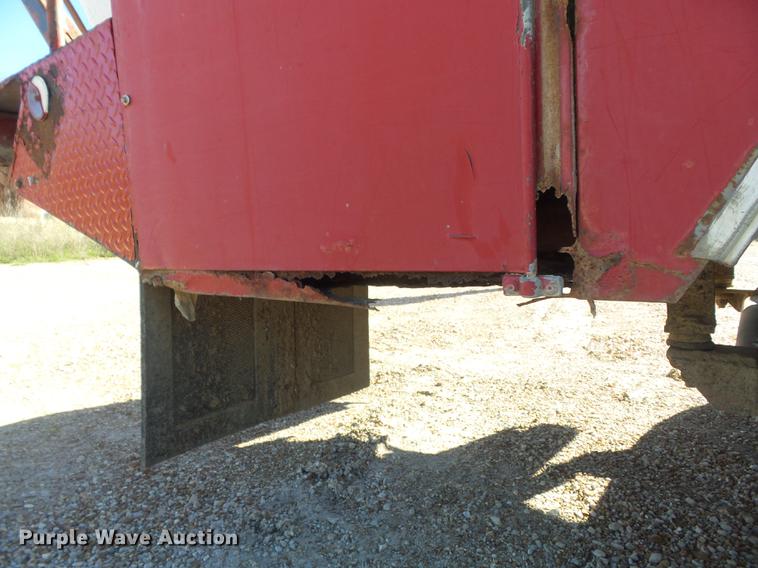 image for item DB6357 1995 Dodge Ram 3500 bucket truck