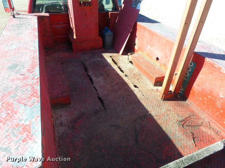 image for item DB6357 1995 Dodge Ram 3500 bucket truck