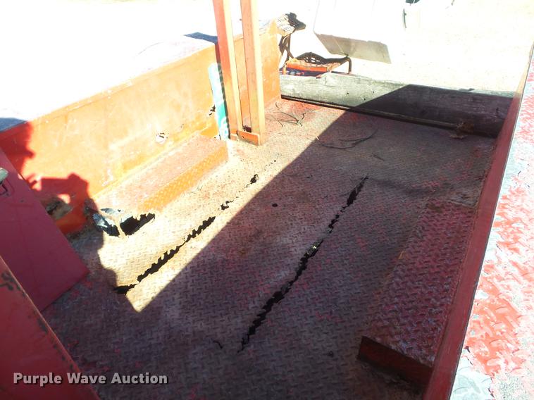 image for item DB6357 1995 Dodge Ram 3500 bucket truck