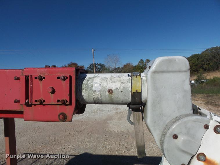 image for item DB6357 1995 Dodge Ram 3500 bucket truck