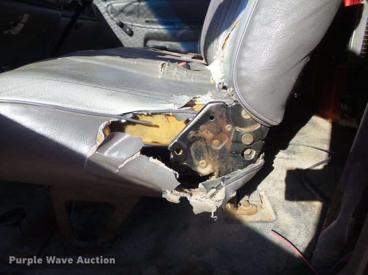 image for item DB6357 1995 Dodge Ram 3500 bucket truck