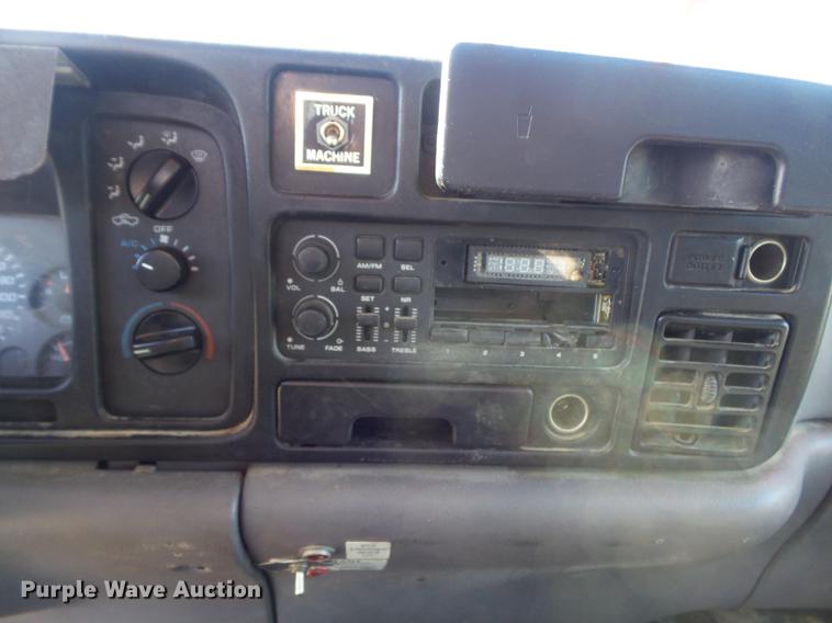 image for item DB6357 1995 Dodge Ram 3500 bucket truck