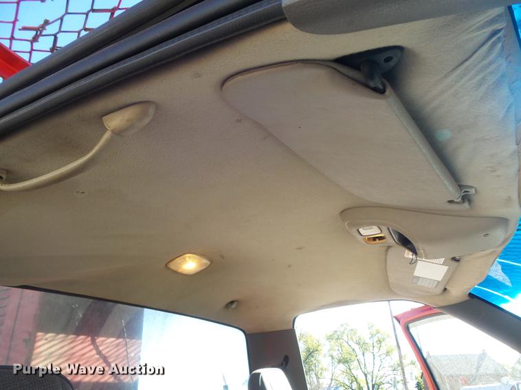 image for item DB6357 1995 Dodge Ram 3500 bucket truck