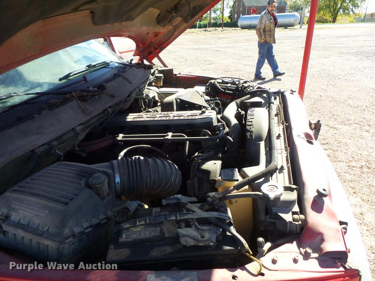 image for item DB6357 1995 Dodge Ram 3500 bucket truck