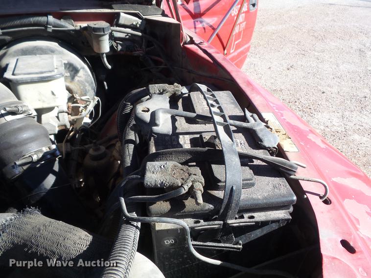 image for item DB6357 1995 Dodge Ram 3500 bucket truck