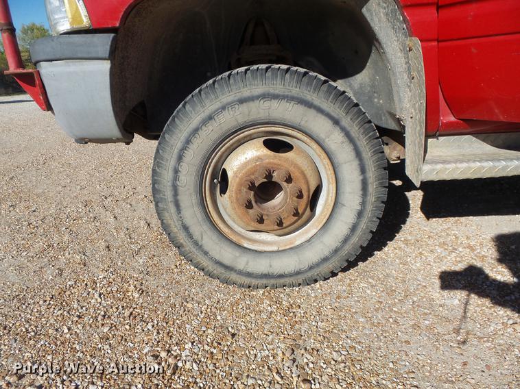 image for item DB6357 1995 Dodge Ram 3500 bucket truck