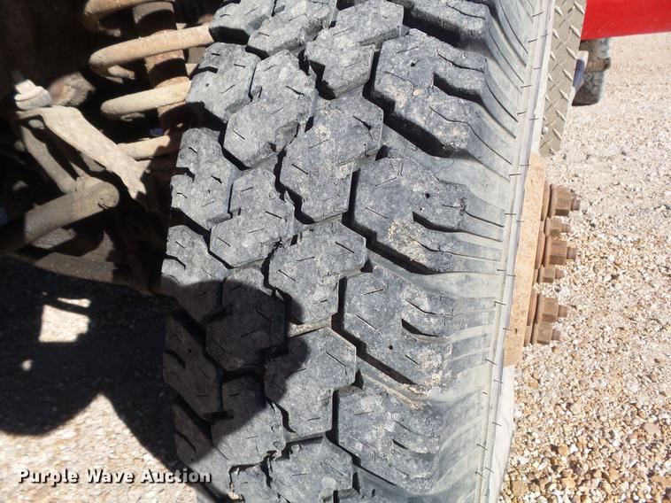 image for item DB6357 1995 Dodge Ram 3500 bucket truck