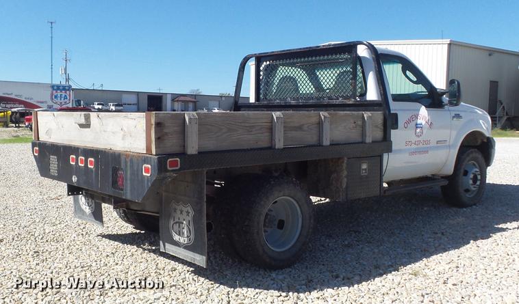 image for item DB6361 2006 Ford F350 Super Duty XL flatbed pickup truck