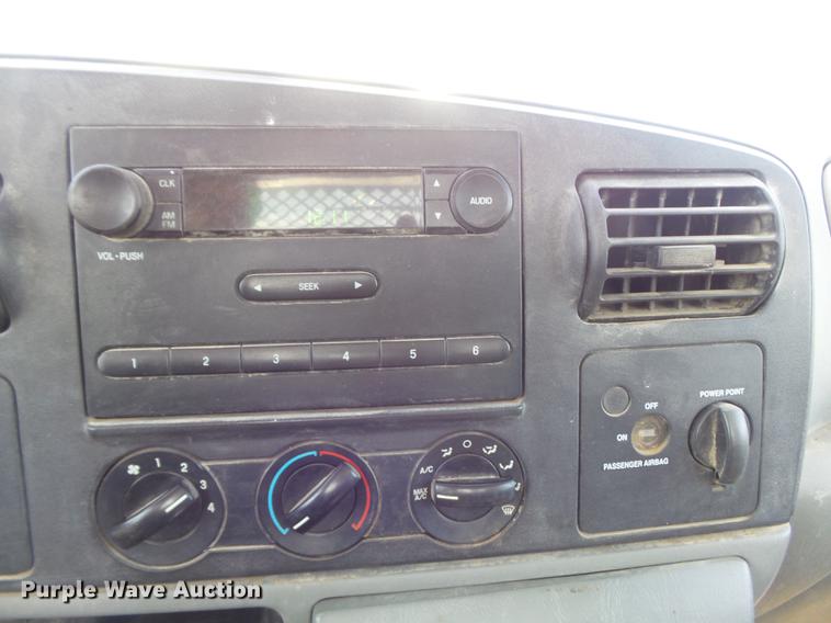 image for item DB6361 2006 Ford F350 Super Duty XL flatbed pickup truck