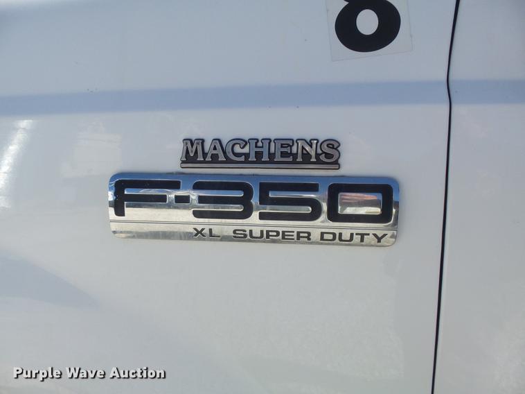 image for item DB6361 2006 Ford F350 Super Duty XL flatbed pickup truck