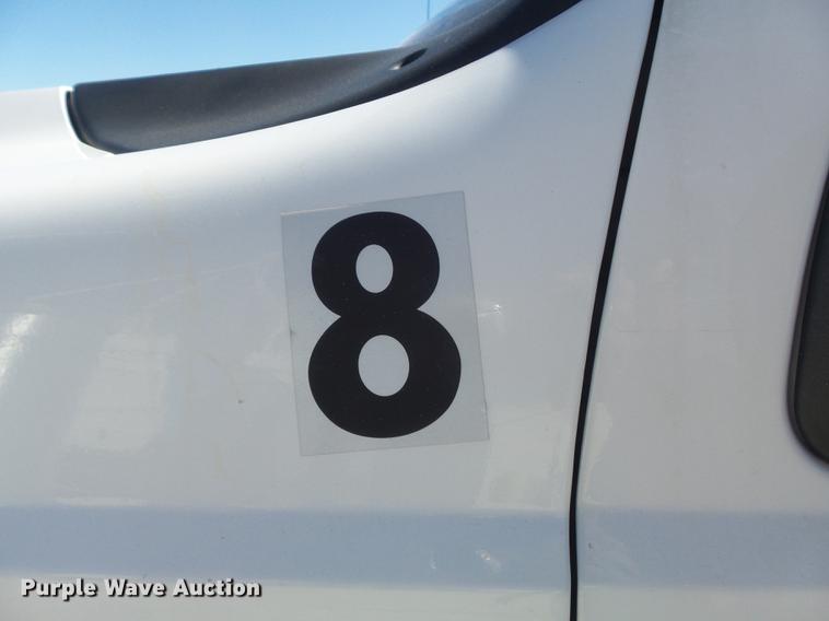 image for item DB6361 2006 Ford F350 Super Duty XL flatbed pickup truck