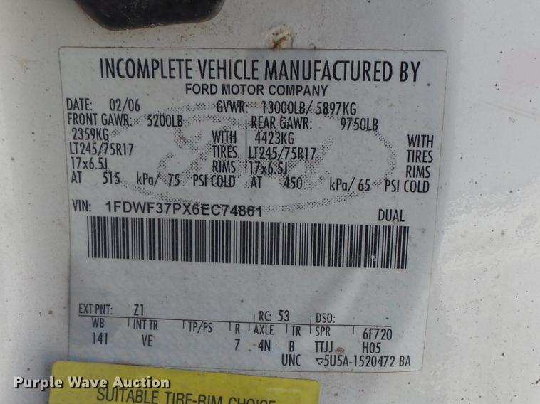 image for item DB6361 2006 Ford F350 Super Duty XL flatbed pickup truck