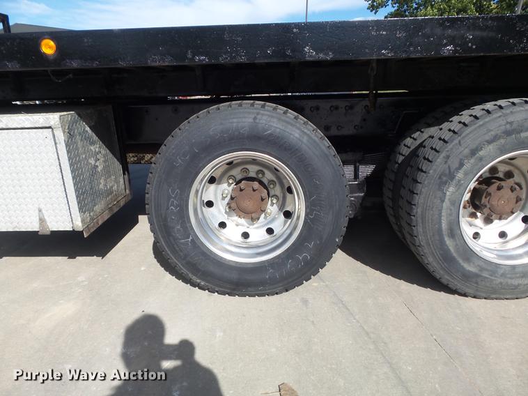 image for item DB6367 1999 International 2654 rollback truck