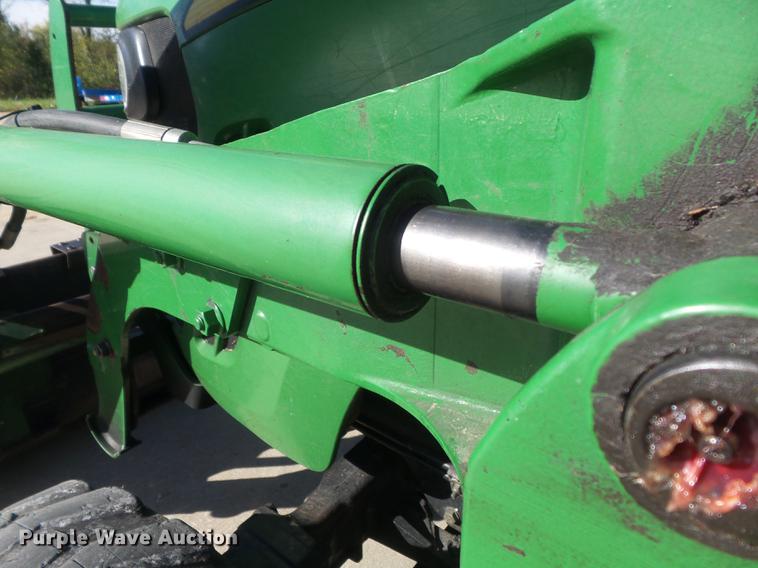 image for item DB6369 2007 John Deere 3520 MFWD tractor