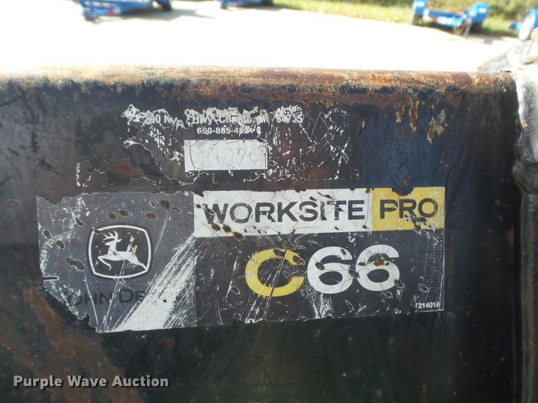 image for item DB6369 2007 John Deere 3520 MFWD tractor