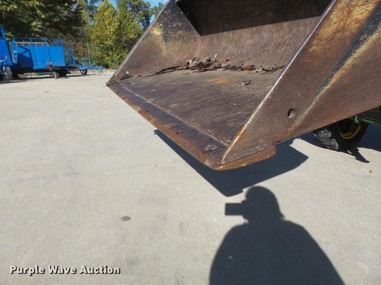 image for item DB6369 2007 John Deere 3520 MFWD tractor