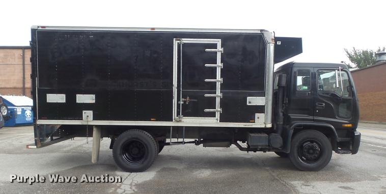 image for item DB6386 1998 Isuzu FTR refrigerated truck