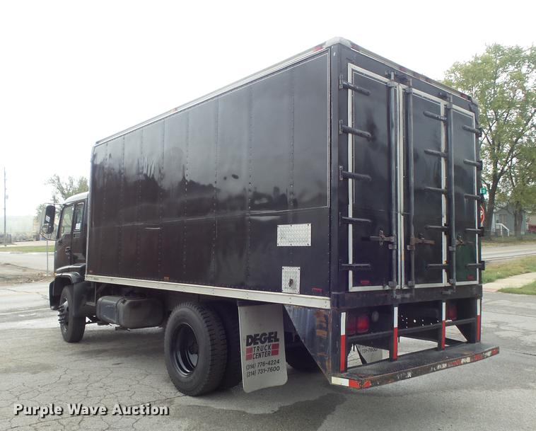 image for item DB6386 1998 Isuzu FTR refrigerated truck