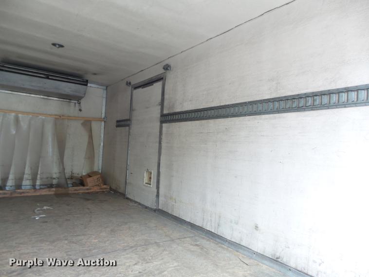 image for item DB6386 1998 Isuzu FTR refrigerated truck