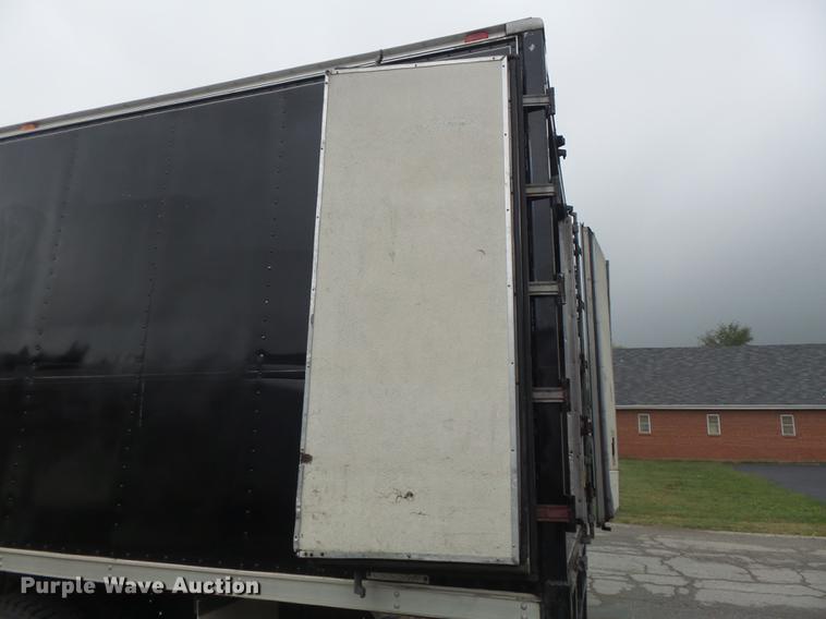 image for item DB6386 1998 Isuzu FTR refrigerated truck