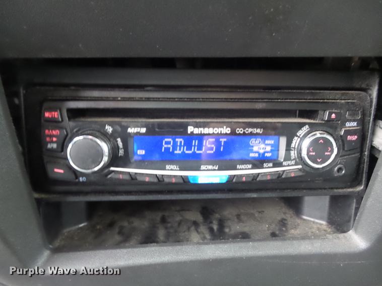 image for item DB6386 1998 Isuzu FTR refrigerated truck