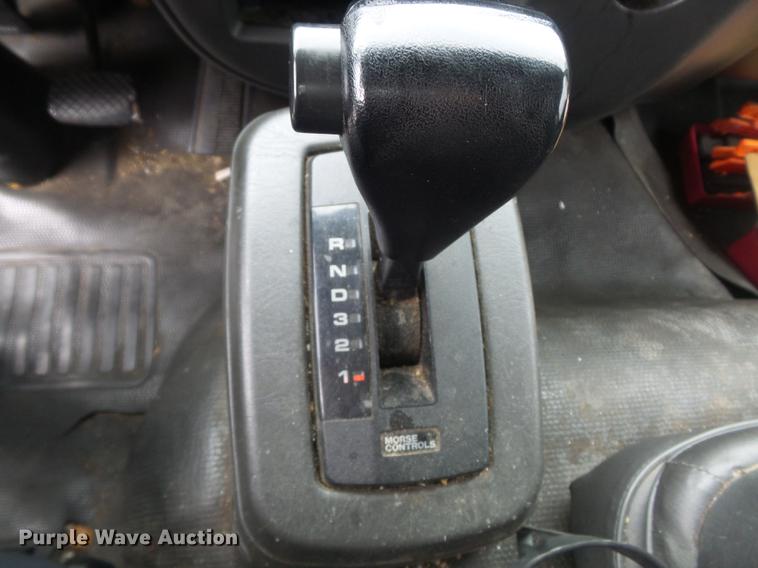 image for item DB6386 1998 Isuzu FTR refrigerated truck