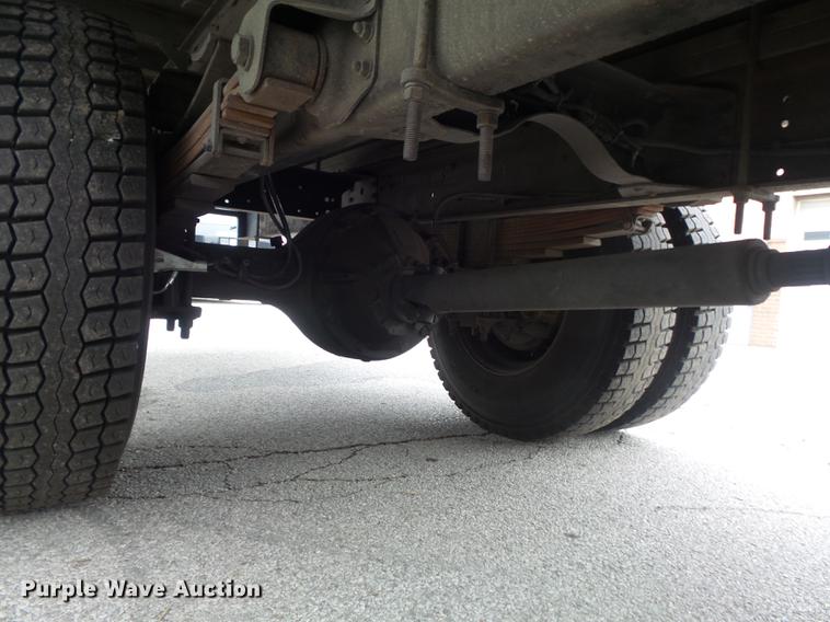 image for item DB6386 1998 Isuzu FTR refrigerated truck