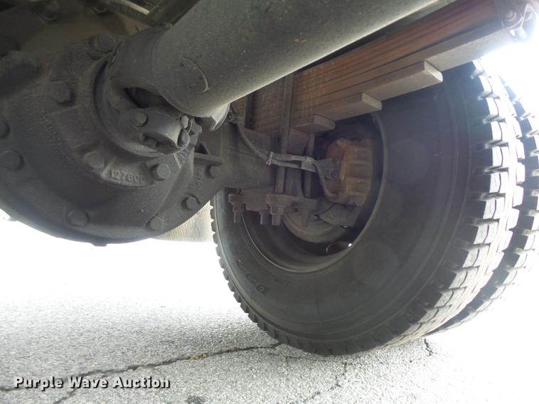 image for item DB6386 1998 Isuzu FTR refrigerated truck