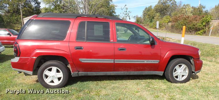 image for item DB7359 2002 Chevrolet TrailBlazer LT SUV