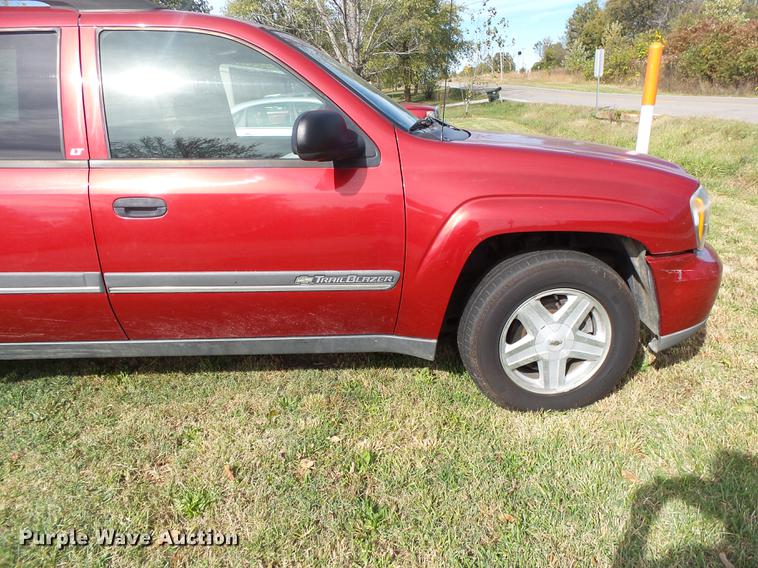 image for item DB7359 2002 Chevrolet TrailBlazer LT SUV