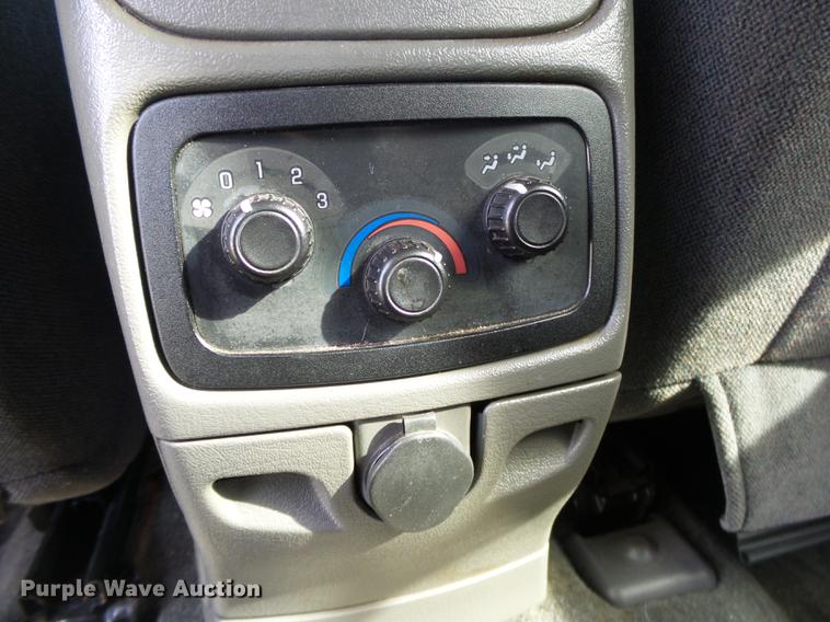 image for item DB7359 2002 Chevrolet TrailBlazer LT SUV