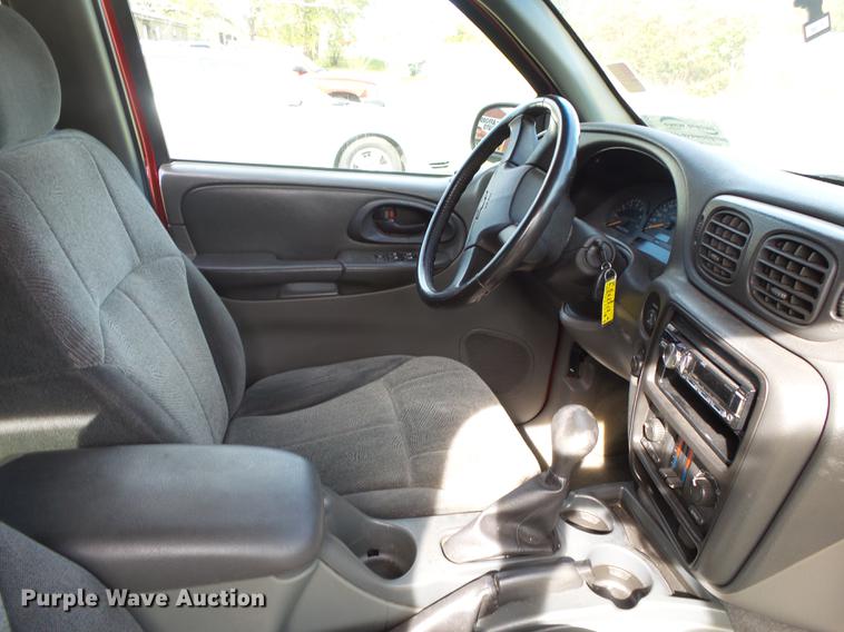 image for item DB7359 2002 Chevrolet TrailBlazer LT SUV