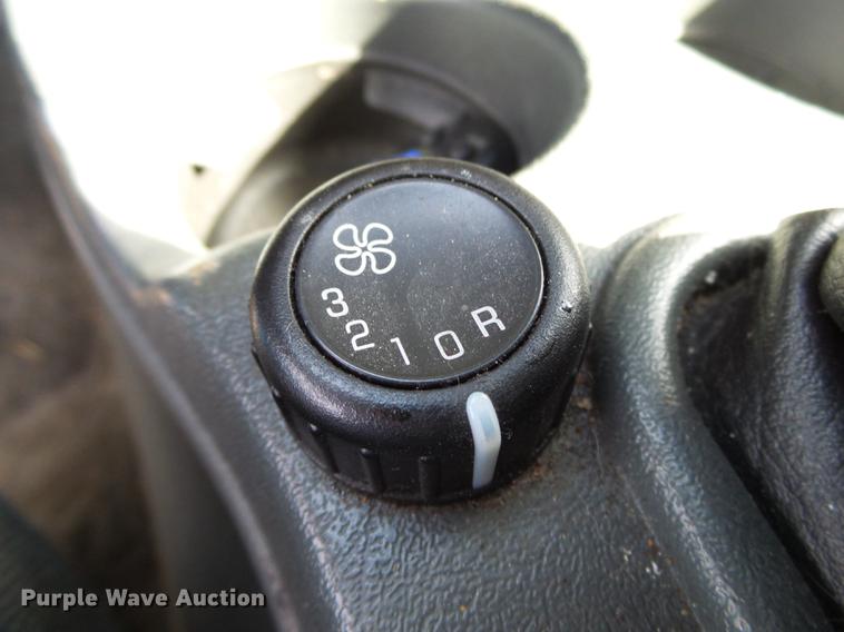 image for item DB7359 2002 Chevrolet TrailBlazer LT SUV