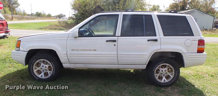 image for item DB7360 1997 Jeep Grand Cherokee SUV
