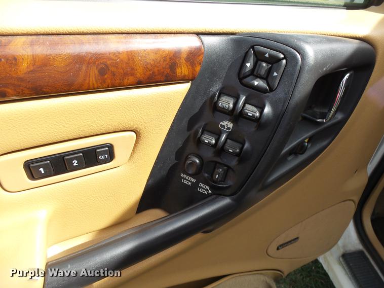 image for item DB7360 1997 Jeep Grand Cherokee SUV