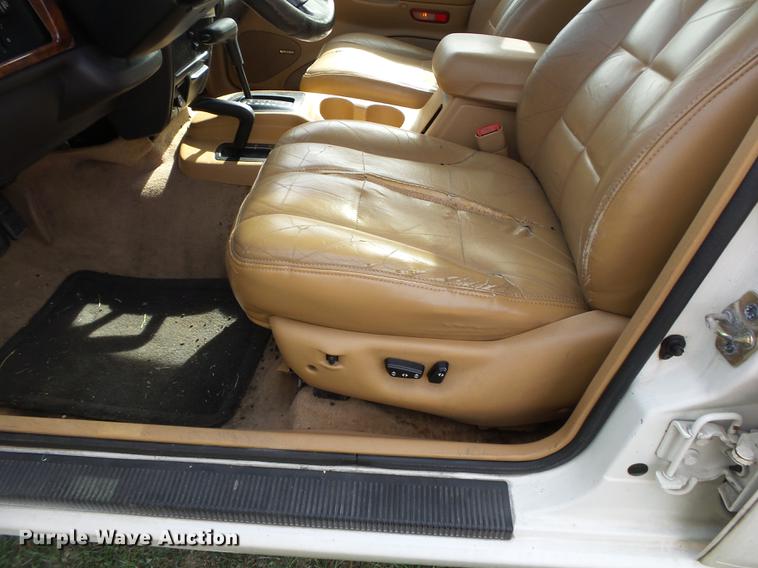 image for item DB7360 1997 Jeep Grand Cherokee SUV