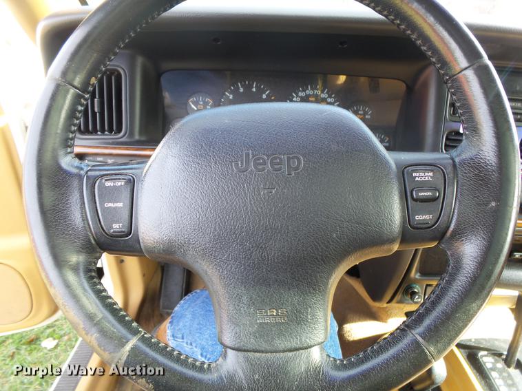 image for item DB7360 1997 Jeep Grand Cherokee SUV