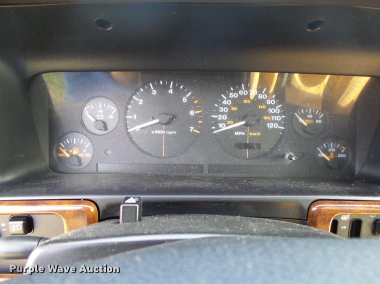 image for item DB7360 1997 Jeep Grand Cherokee SUV