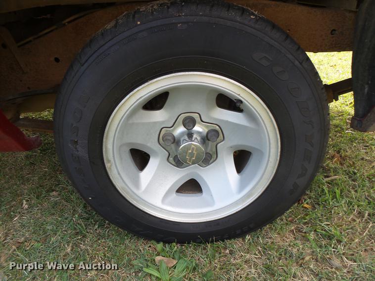 image for item DB7362 1997 Chevrolet S10 Ext. Cab pickup truck