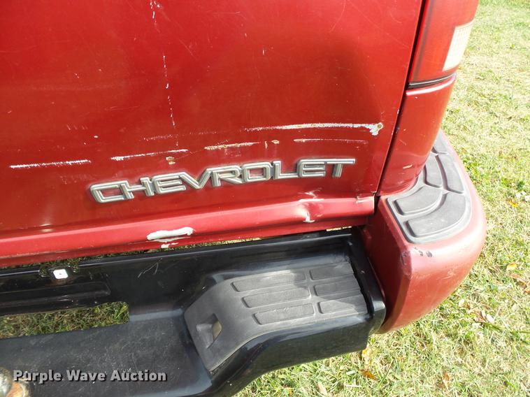 image for item DB7362 1997 Chevrolet S10 Ext. Cab pickup truck